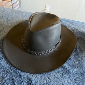 Herschel Men's Stylish Dark Leather Hat